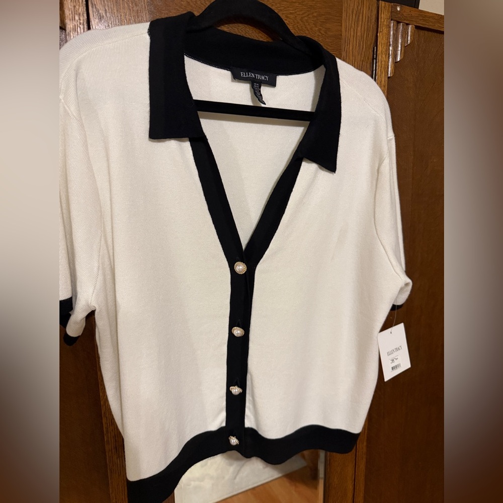 Ellen Tracy NWT Women's Black and Off-white Sweater, XL